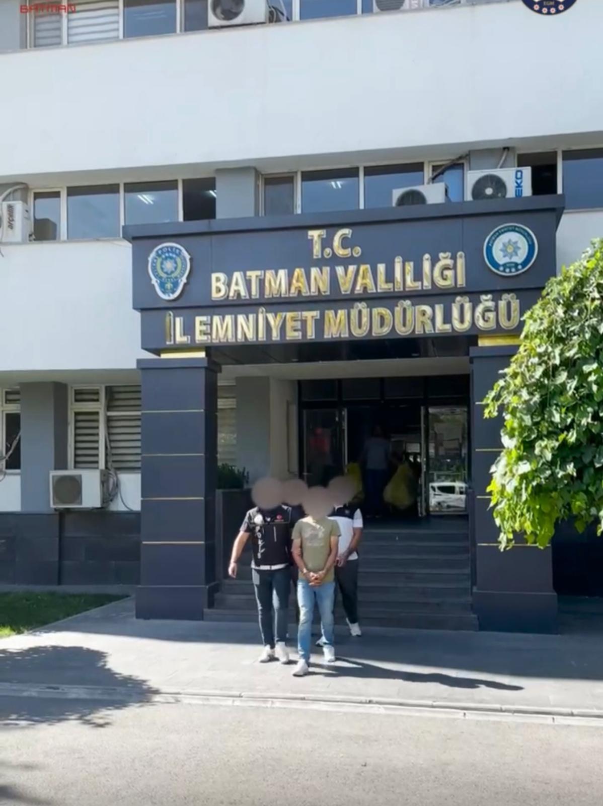 Zehir Tacirlerinin Peşini Bırakmayacağız